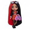 Barbie Extra Minis Poupée avec Cheveux Rouges et Noirs, Robe imprimé Flamme et Veste de Moto, vêtements et Accessoires, Jouet