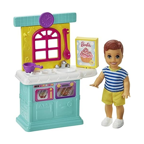 Barbie Famille Skipper baby-sitter coffret Jouons à Cuisiner avec mini-poupée garçon, éléments de cuisine et accessoires, jou