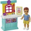 Barbie Famille Skipper baby-sitter coffret Jouons à Cuisiner avec mini-poupée garçon, éléments de cuisine et accessoires, jou