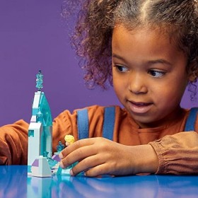 LEGO 43199 Disney La Cour du Château d’Elsa, Jouet de Construction pour Enfants, Mini-Poupée Reine des Neiges 2 et Robe Diama