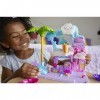 Polly Pocket Coffret La Station de lavage Flamant rose Pollyville avec 2 mini-figurines, une voiture qui change de couleur et