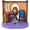 HARRY POTTER - PLAYSET COURS DE SOINS AUX CRÉATURES MAGIQUES WIZARDING WORLD - Coffret Magique Avec 1 Figurine Articulée Luna