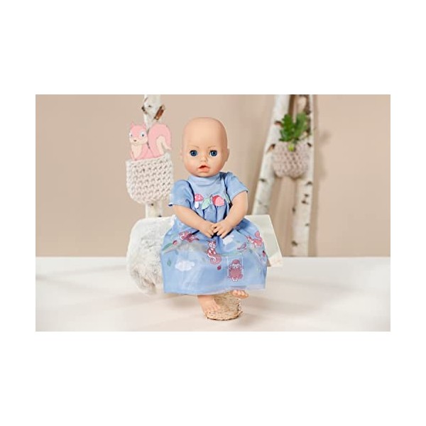 Baby Annabell Robe Bleue 709610 - Tenues & accessoires pour poupées qui mesurent jusqu’à 43cm - Avec 1 robe & 1 cintre - Conv