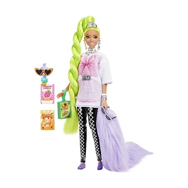 Barbie Extra 11 poupée articulée aux longs cheveux vert fluo, avec T-shirt large et legging, figurine perroquet et accessoir