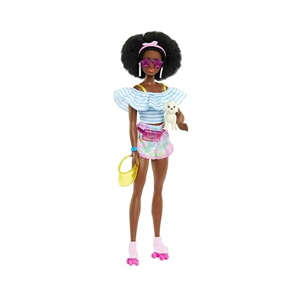 Barbie Day & Play Rollers Tendance, Poupee Mannequin avec des Rollers, Une Tenue Tendance, des Accessoires Et Un Chiot, Coupe