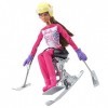 Barbie Poupée de Ski Alpin 30,5 cm avec Chemise, Pantalon, Casque, Gants, bâton, Ski Assis et trophée, Excellent Cadeau pou