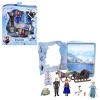 Disney La Reine des Neiges 2 Coffret Amis et Chamallow avec figurines Olaf et Bruni et 5 accessoires de feu de camp, Jouet En