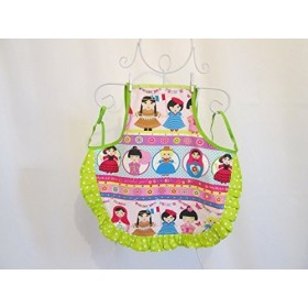 Tablier fille à froufrou en tissu poupée du monde 5-6/8 ans