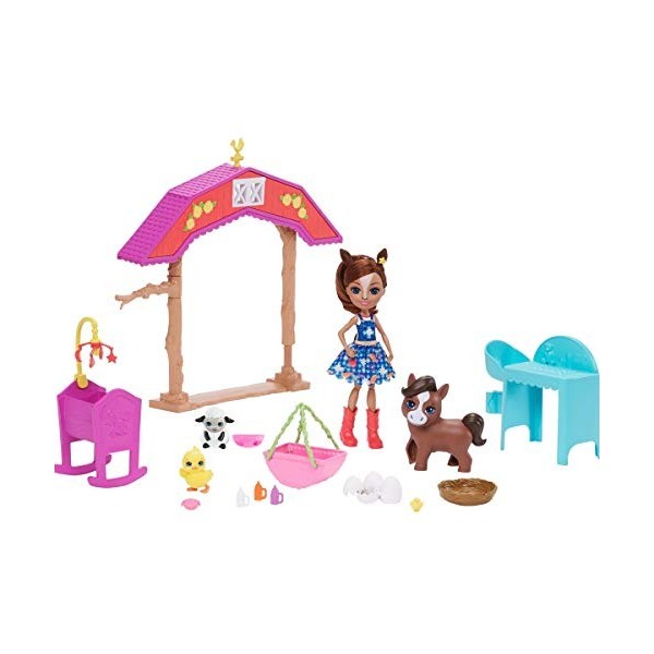 Enchantimals Coffret La Nurserie de la Ferme, Mini-poupée Haydie Jument, Figurine Animale Trotteur et + de 10 accessoires, jo
