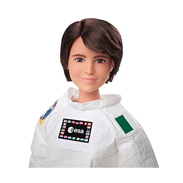 Barbie Signature Samantha Cristoforetti, première femme astronaute italienne, poupée de collection en combinaison spatiale, j