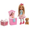 Barbie Famille mini-poupée Chelsea et son Chiot avec figurine danimal et stand animalerie avec friandises, jouet pour enfant