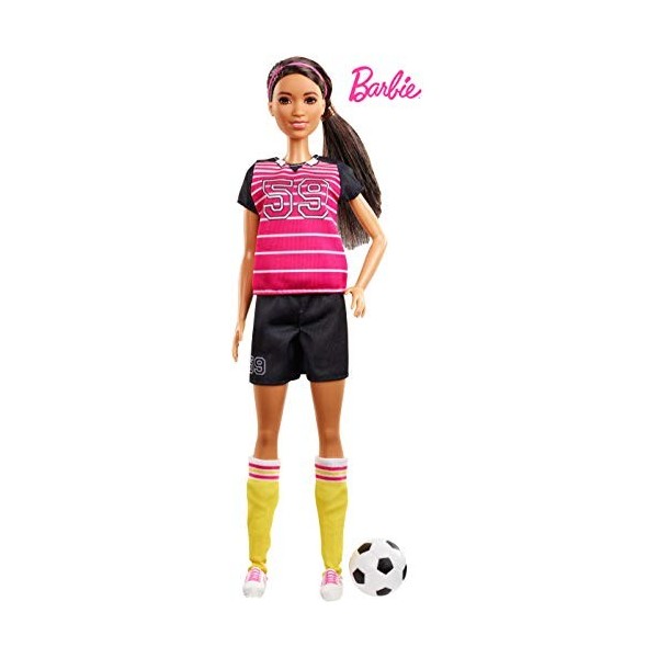 Barbie poupée joueuse de foot brune en maillot, chaussures à crampons, chaussettes de foot et avec ballon de football, jouet 