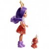 Enchantimals Mini-poupée Danessa Biche et Figurine Animale Sprint, aux cheveux violets avec jupe à motifs en tissu, jouet enf