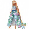 Barbie Poupée Extra Chic de morphologie ronde avec tenue deux pièces à fleurs, un chaton, cheveux très longs et accessoires, 
