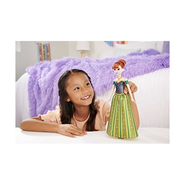 Disney Frozen Poupée Anna chantante - Col Chanson 30 Secondes, Tenue Classique de château, Jupe Souple Amovible, Cheveux peig