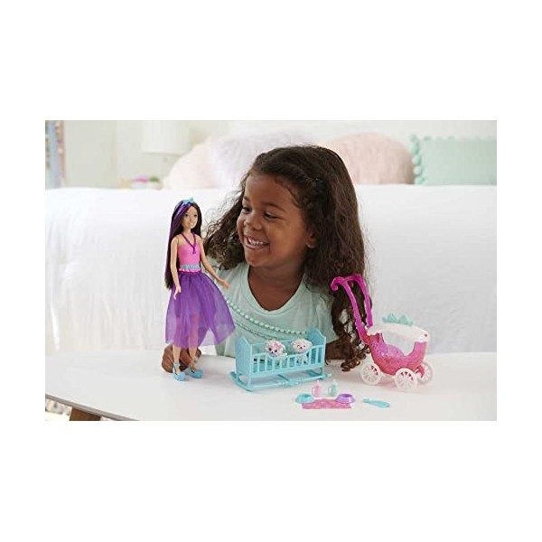 Barbie Coffret Poupée Brune Skipper Au Look Féerique Avec Ses 2 Agneaux, Poussette, Berceau Et Autres Accessoires Inclus, Jou