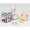 Sylvanian Families - 5094 - Linfirmière et accessoires