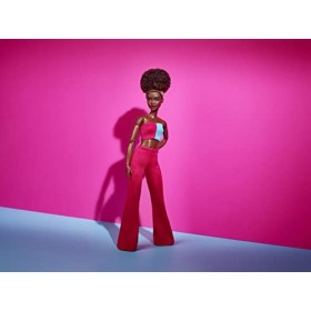 Barbie Poupée Mannequin Looks, cheveux en chignon, noirs bouclés, tenue color block avec crop-top, style et pose, à collectio