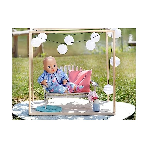 Baby Annabell Active Deluxe Ensemble en Jeans 43 cm – Modèle Floral - pour les Petites Mains, Jeu Créatif Développe l’Empathi