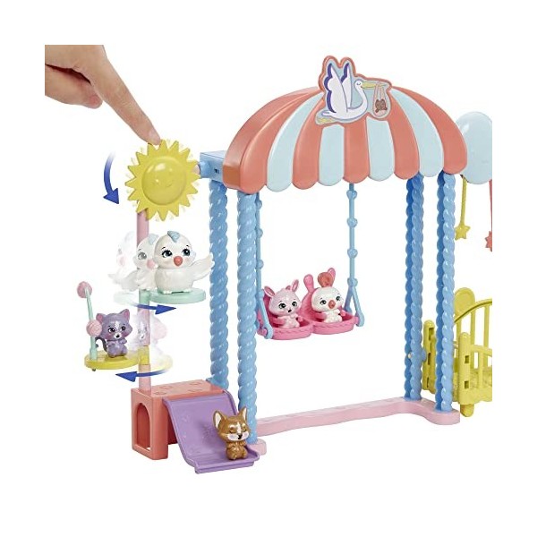 Enchantimals Coffret Garderie des Enchantimals avec poupée Starley Cigogne, figurine Bouncer, 4 figurines Amis Bébés Animaux 