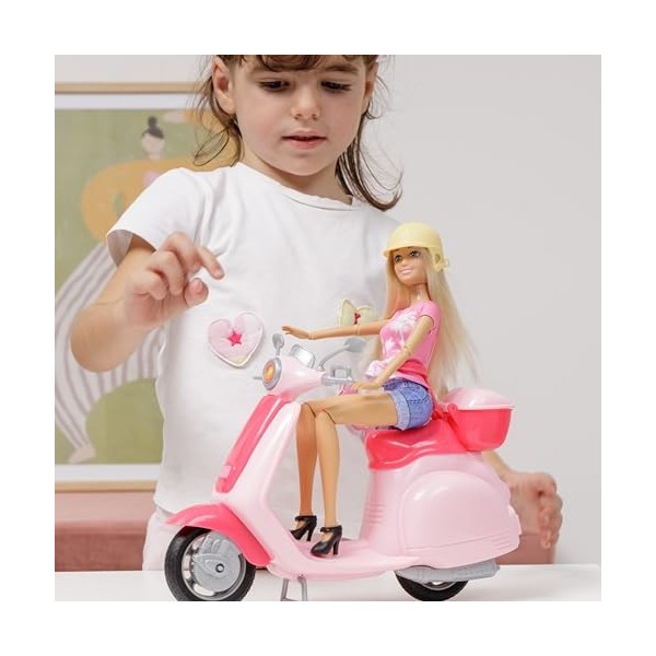 Baroni Toys Poupée Anlily Holiday Time avec Scooter Mobile Rose avec Support et Accessoires, Poupée Fille avec Casque Amovibl