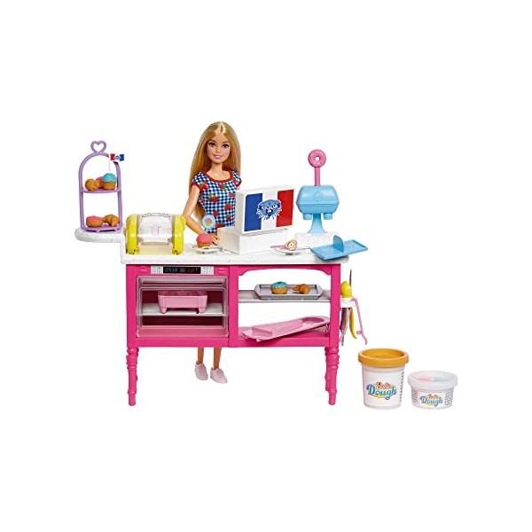 Barbie Coffret Pâtisserie It Takes Two avec poupée Malibu et 18 accessoires dont pâte à modeler 3 couleurs et moules, Jouet E