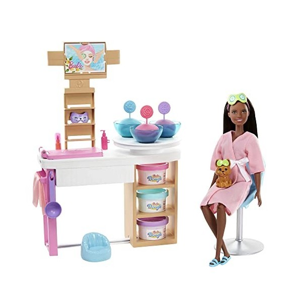 Barbie Bien-être coffret Journée au Spa avec poupée blonde, salon de beauté, figurine chiot et plus de 10 accessoires, jouet 