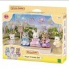 SYLVANIAN FAMILIES - La parade des bébés en costumes de princesse - 5703 - Figurines Prêt à Jouer - Mini Poupées Multicolore