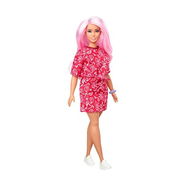 Barbie Fashionistas poupée mannequin 151 aux longs cheveux roses et avec un ensemble rouge à motif cachemire, jouet pour enf