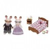 Sylvanian-Les Grands-Parents Lapin Chocolat Families Mini-poupées et Figurines, 5190, Multicolore, Norme & 5019 - Semi Lit Do