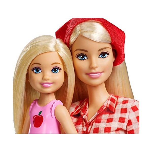 Barbie Famille coffret poupée et mini-poupée Chelsea à la ferme, fermières avec chariot rouge et carottes, jouet pour enfant,