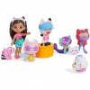 Gabbys Dollhouse, Ensemble de Figurines sur Le thème du Voyage avec Une poupée Gabby, 5 Figurines de Chat, Jouets Surprise e