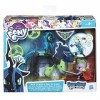 Hasbro B6009 - My Little Pony Guardians of Harmony Queen Chrysalis Spike The Dragon Jouet Version Anglais, Modèles assorti