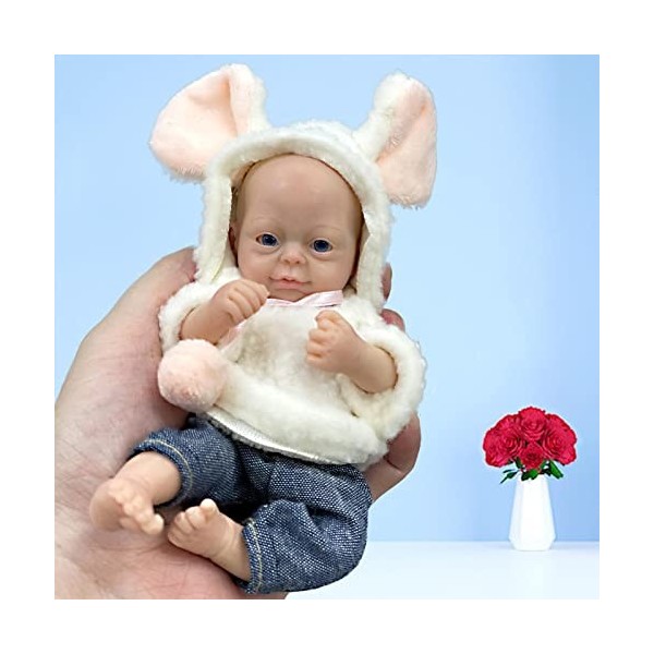 Qepakui Mini poupées bébé Reborn,Poupées de bébé en Silicone de 6 Pouces pour Enfants - Poupée de Fille Douce Nouveau-née à l