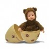 Anne Geddes Poupée bébé Ours dans lœuf Marron chocolat 23 cm