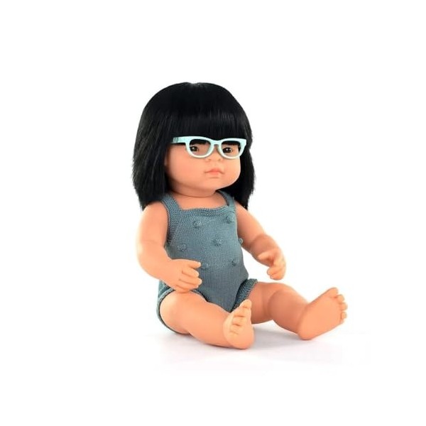 Miniland Poupée Asiatique avec Lunettes, 38 cm, Artisanal, avec arôme. Poupées inclusives. Diversité.