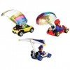 Hot Wheels Mario Kart, Coffret de 3 véhicules-personnages échelle 1/64è inspirés du célèbre jeu vidéo, jouet pour enfant, HDB