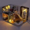 Momola Maison de poupée en bois miniatures DIY House Kit et LED Light - La vie urbaine