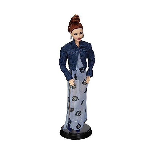 Barbie Signature poupée de collection stylisée par Marni Senofonte, avec chignon roux, veste bleue et longue robe fendue, jou