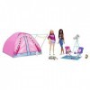 Barbie Famille Coffret Camping avec 2 poupées Malibu et Brooklyn, tente et accessoires dont figurines animaux et téléscope, j