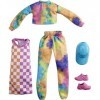 Barbie Fashionistas Kit vêtements, 2 tenues pour poupée dont ensemble tie & dye, robe à carreaux et accesssoires, jouet pour 