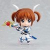 Poupée modèle Q version Nanoha Takamachi, lhéroïne de la série animée japonaise "Magic Girl Lyrical Nanoha", posture debout,