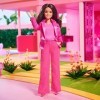 Barbie Le Film - Barbie Coffret Poupée Mannequin 3 Tenues Ensemble Trois Looks Emblématiques, Chaussures Et Accessoires Inclu