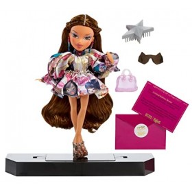 Bratz x GCDS Édition spéciale Poupée mannequin Designer-YASMIN – Avec 1 tenue, accessoires, 1 brosse à cheveux & + -Entièreme