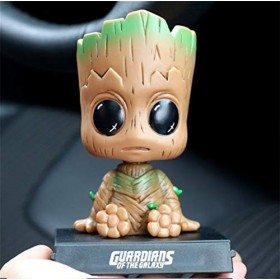 Batman Spider Man Groot Voiture Ornement Shake Tête Poupée Poupée Capitaine America Voiture Intérieur Décorations de voiture 