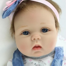 EMWNG Poupées Reborn réalistes avec Corps en Coton Doux, Ensemble de Jupe Bleue de 21 Pouces, poupées réelles, Peinture détai