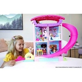 Barbie Chelsea Maison Meublée, 3 Niveaux De Jeu, 2 Animaux De Compagnie Et Plus De 20 Accessoires Inclus, Piscine Et Toboggan