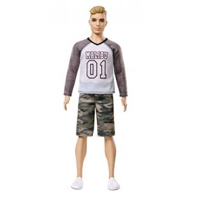 Barbie Fashionistas poupée mannequin Ken 8 blond avec t-shirt à manche longue "Malibu", short camouflage et chaussures blanc