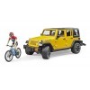 bruder 02543 - Jeep Wrangler Rubicon Unlimited avec VTT et cycliste, Véhicule tout terrain, Vélo, Figurine jouet