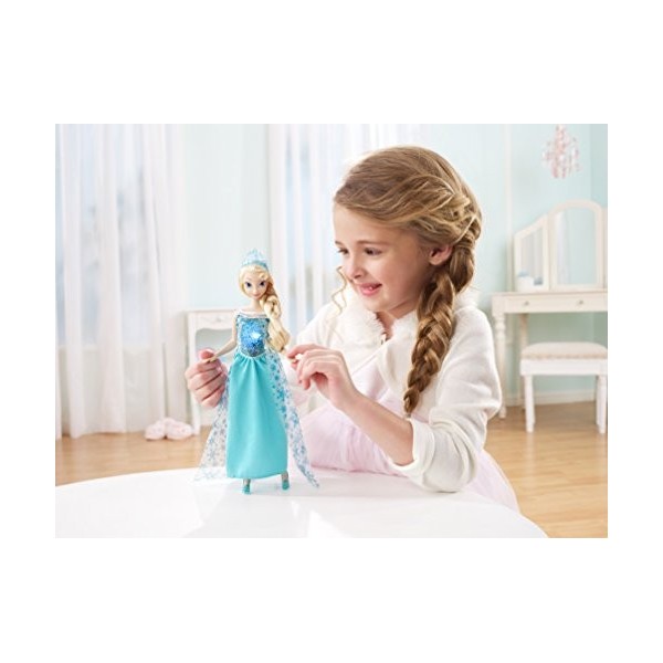 Disney Princesses - Y9967 - Poupée Mannequin - La Reine des Neiges - Elsa Lumineuse et Musicale